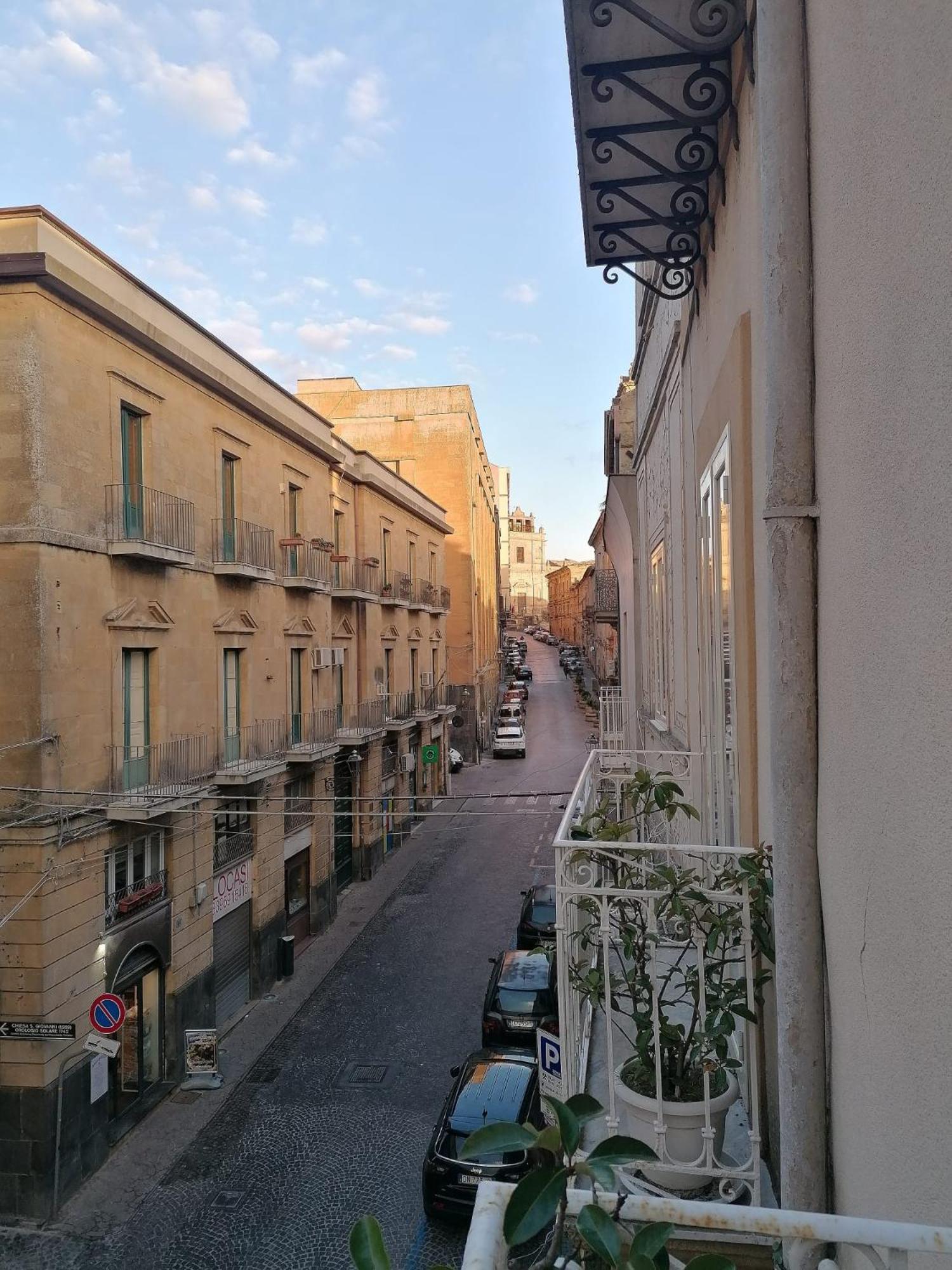 384 Guesthouse Rooms & Suite Enna Exterior foto
